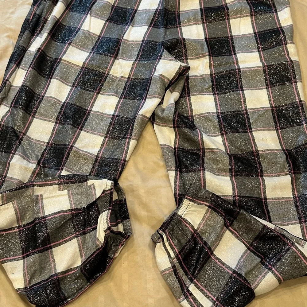 Victoria's Secret Black and Pink Plaid Pants
